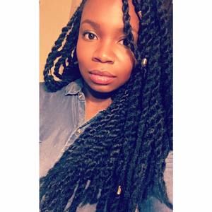 Meet your Posher, Tia